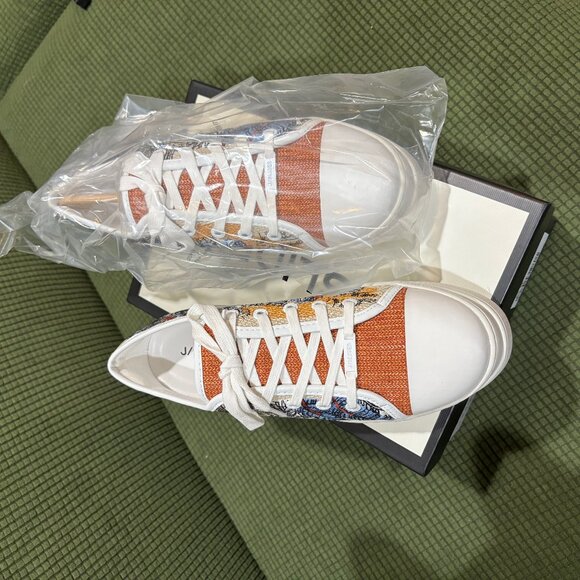 J Slide Nikki Embroidered Platform Sneaker New NWT Size 8.5 - Picture 1 of 9